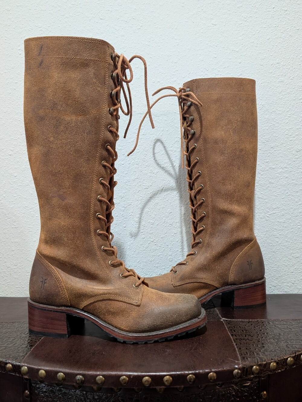 Frye Campus Lug Tall Lace Up Boots - Tan Suede - Size 8.5 - Picture 8 of 12
